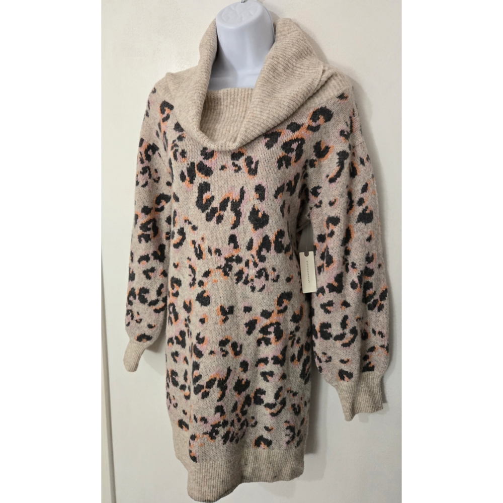 NWT Anthropologie Women's Leopard Print Sweater Size Medium - Picture 3 of 12